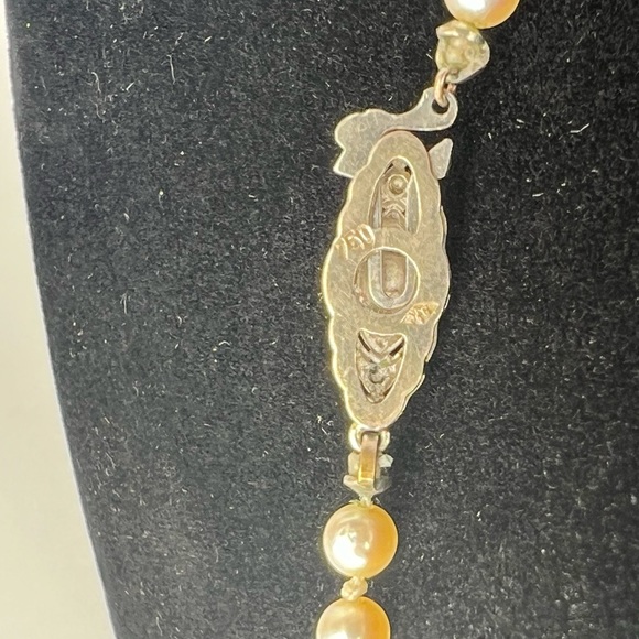 Cultured Pearl Necklace with Gold Clasp - Picture 11 of 11